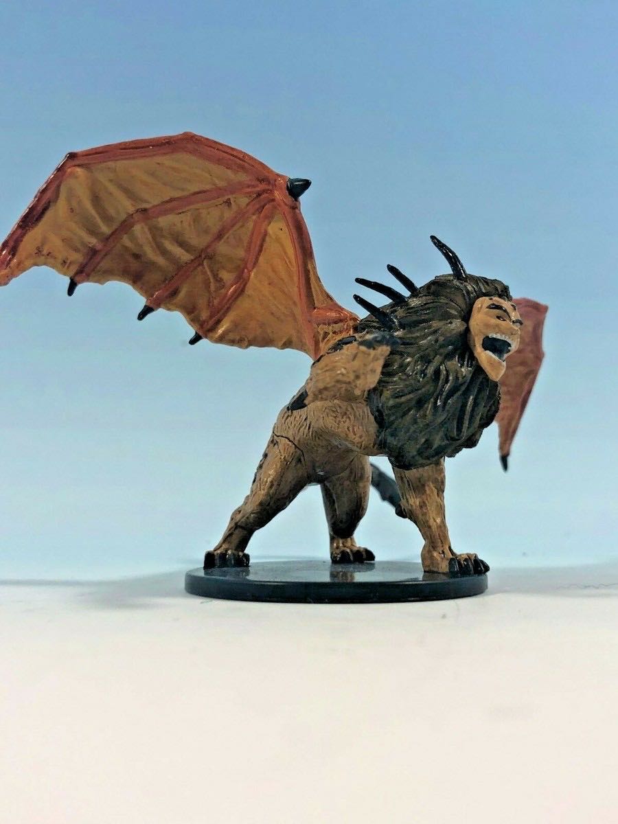 KM Manticore  vinyl figure collectible - Main Image 3