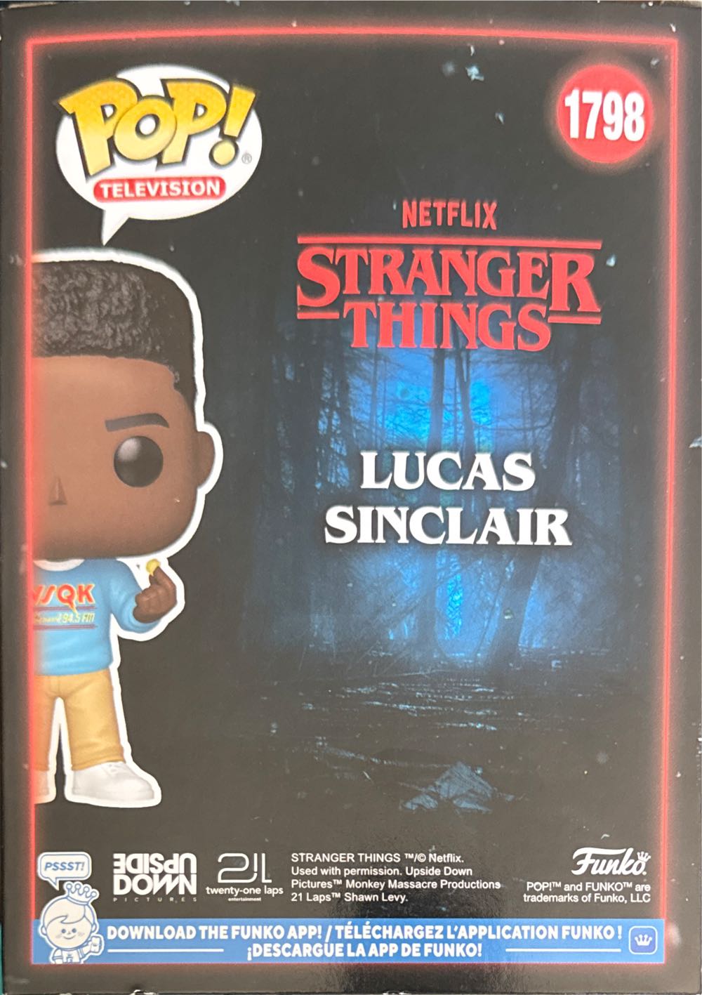 Lucas Sinclair - Stranger Things vinyl figure collectible [Barcode 889698885225] - Main Image 2