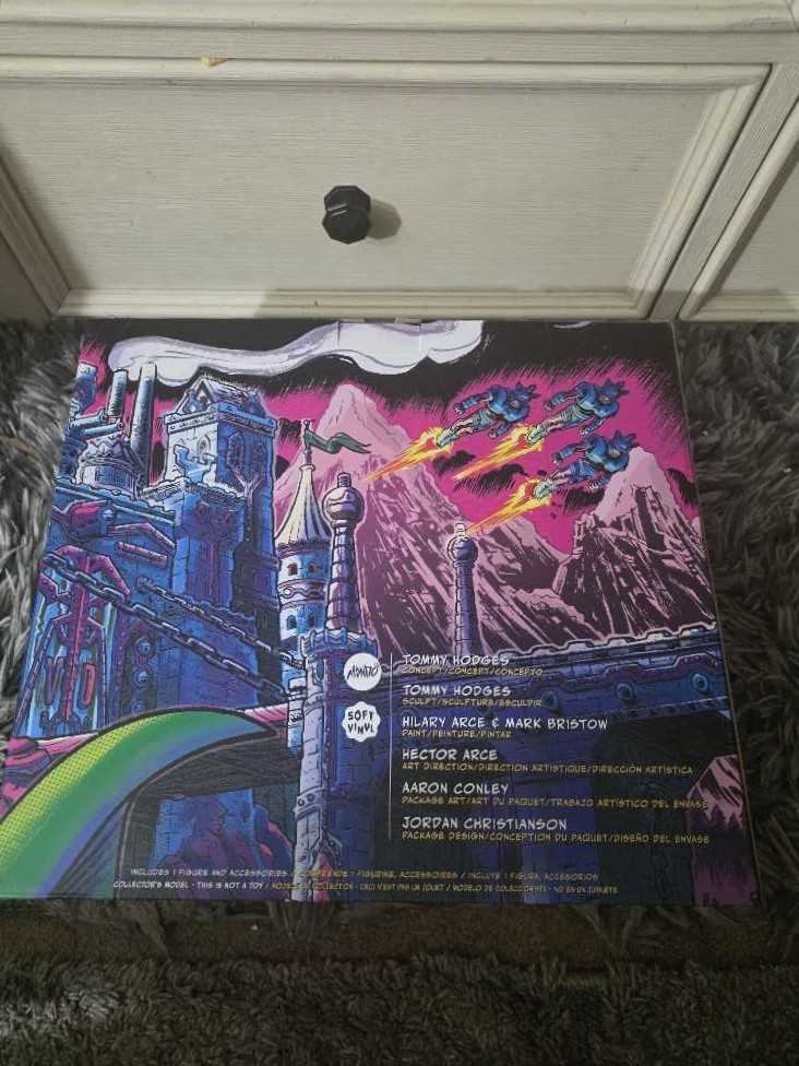 Mondo Marvel Dr Doom   vinyl figure collectible [Barcode 810140246134] - Main Image 2