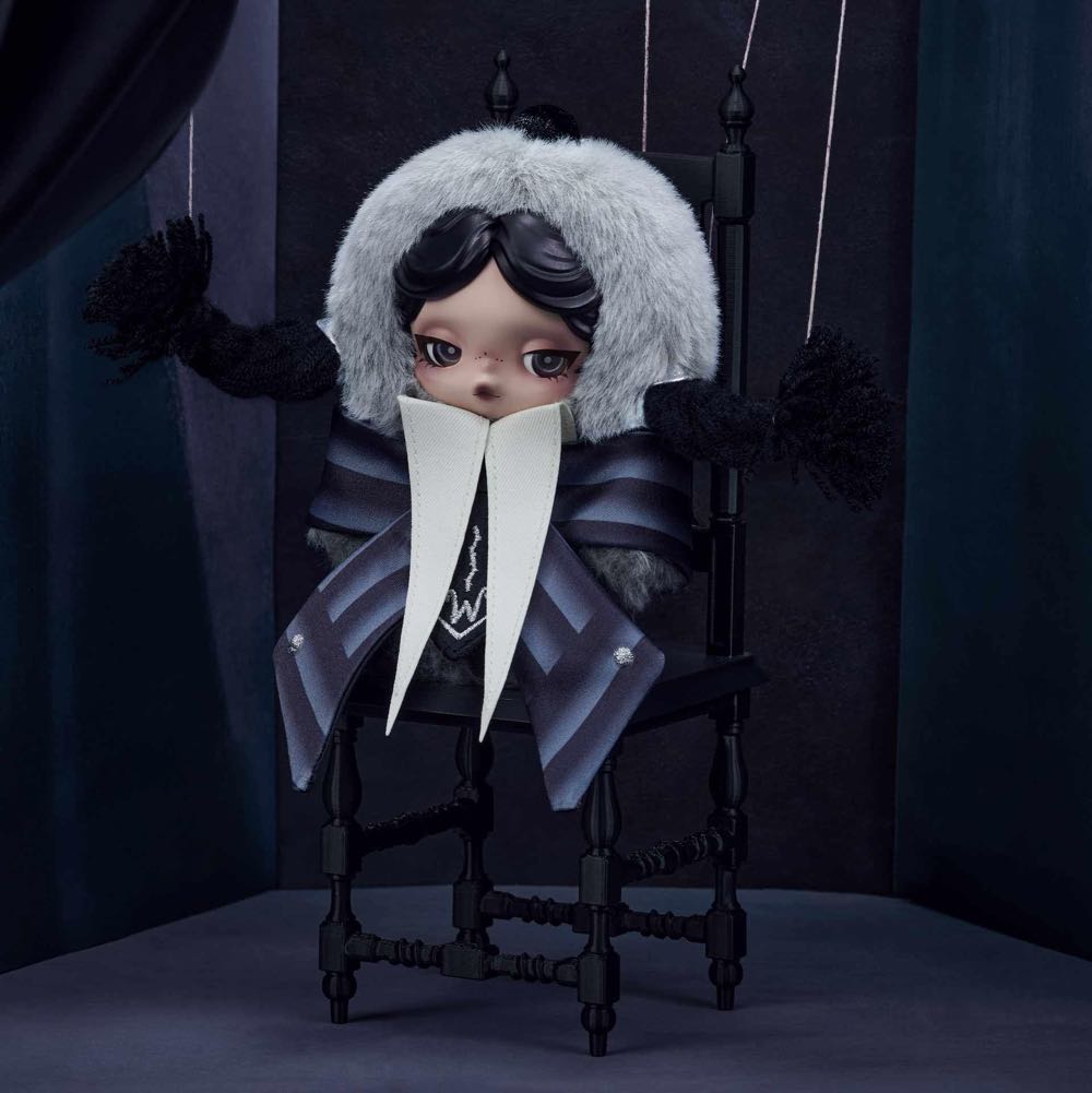 Uniform Plush Nevermore Academy Uniform Version Skullpanda Wednesday X Pop Mart New Version Nevermore ×  vinyl figure collectible [Barcode 6941313040762] - Main Image 3