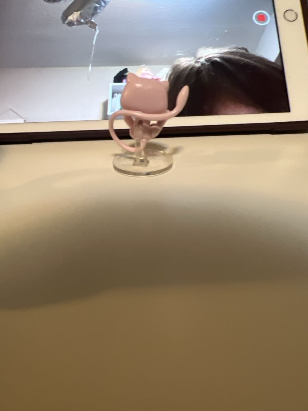 Mew - Pokémon vinyl figure collectible [Barcode 889698540438] - Main Image 2