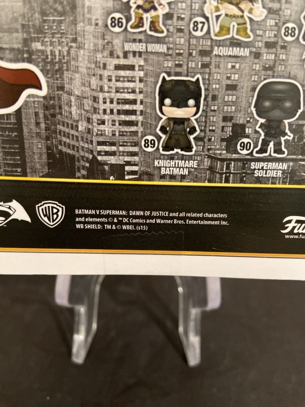 Superman  vinyl figure collectible - Main Image 3