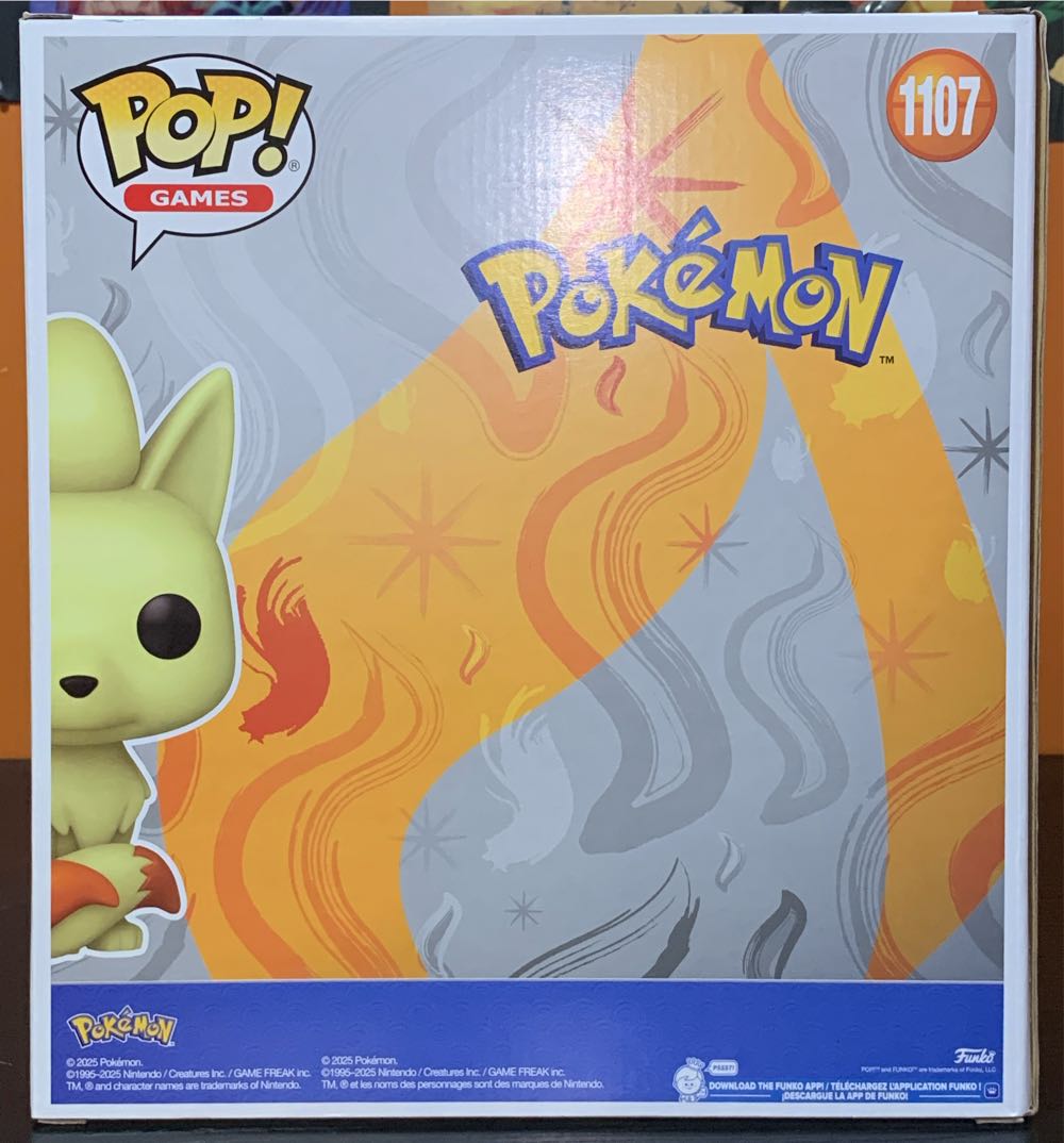 #1107: Ninetales - Pokémon vinyl figure collectible [Barcode 889698882101] - Main Image 3