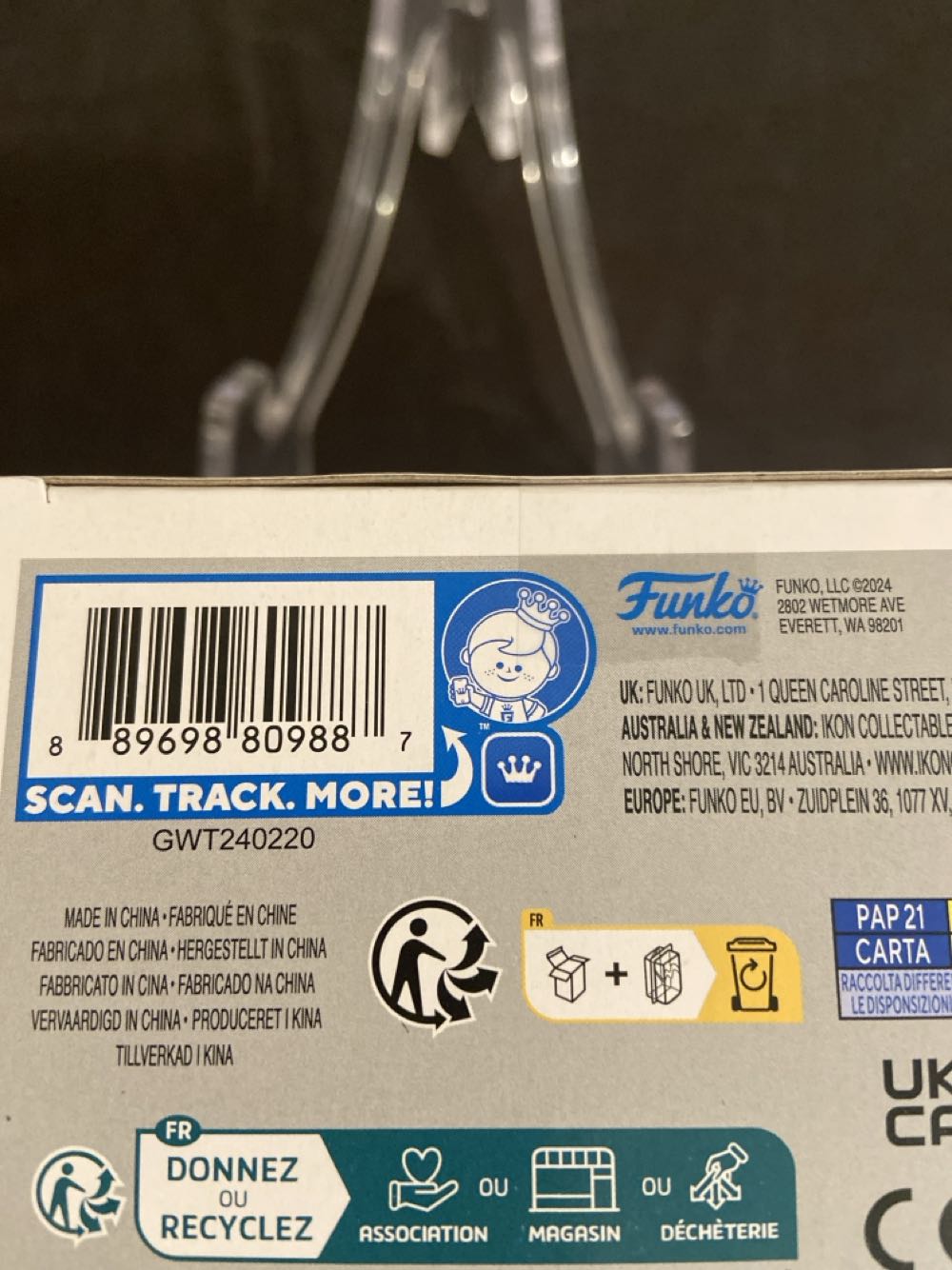 Blaster  vinyl figure collectible - Main Image 4