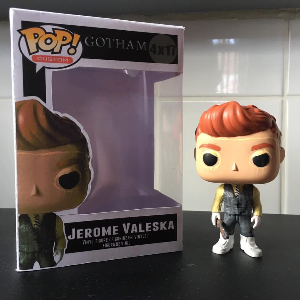Jerome Valeska 4x17 - Gotham vinyl figure collectible - Main Image 2