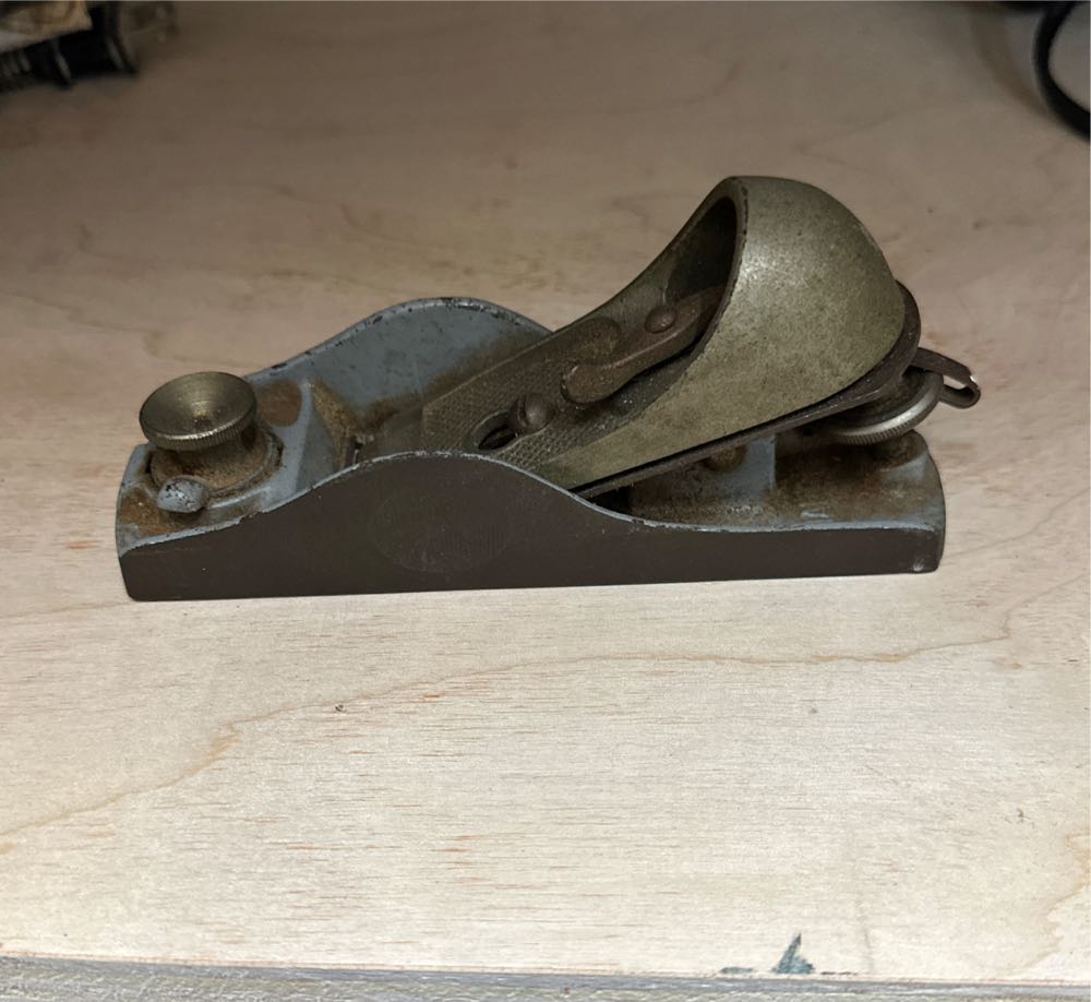 Wood Planer  vinyl figure collectible - Main Image 2