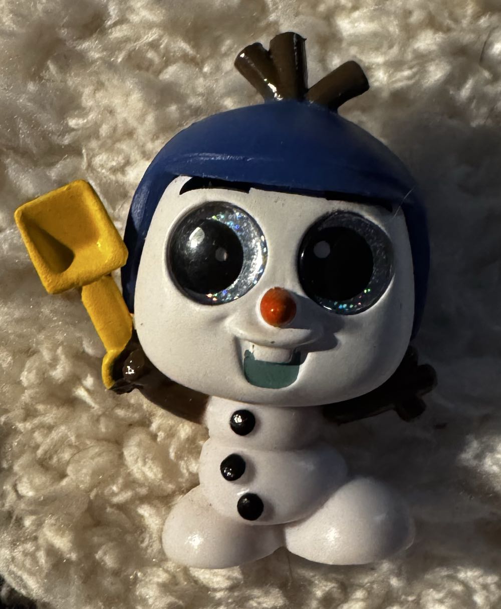 Olaf Disney Doorables Let’s Go Series 1 - Frozen vinyl figure collectible - Main Image 2