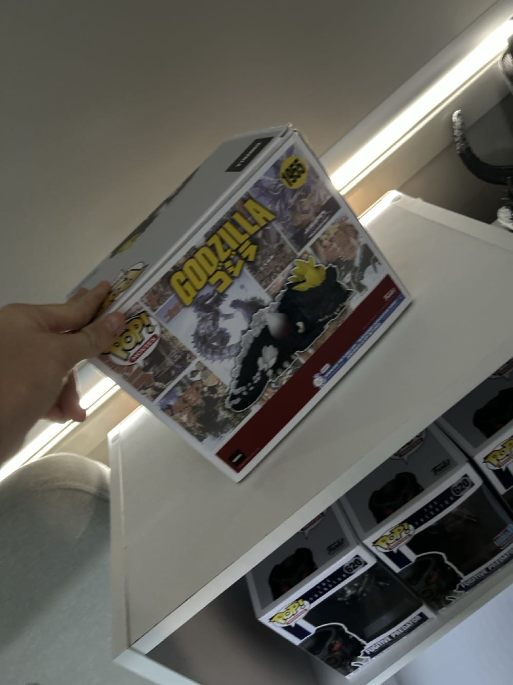 Sleeping SpaceGodzilla - Godzilla vinyl figure collectible [Barcode 889698865272] - Main Image 2