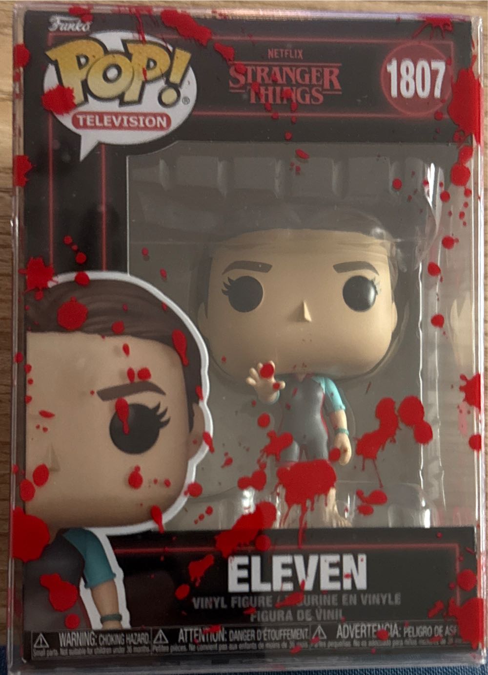 Eleven In Wetsuit  vinyl figure collectible [Barcode 889698902908] - Main Image 2