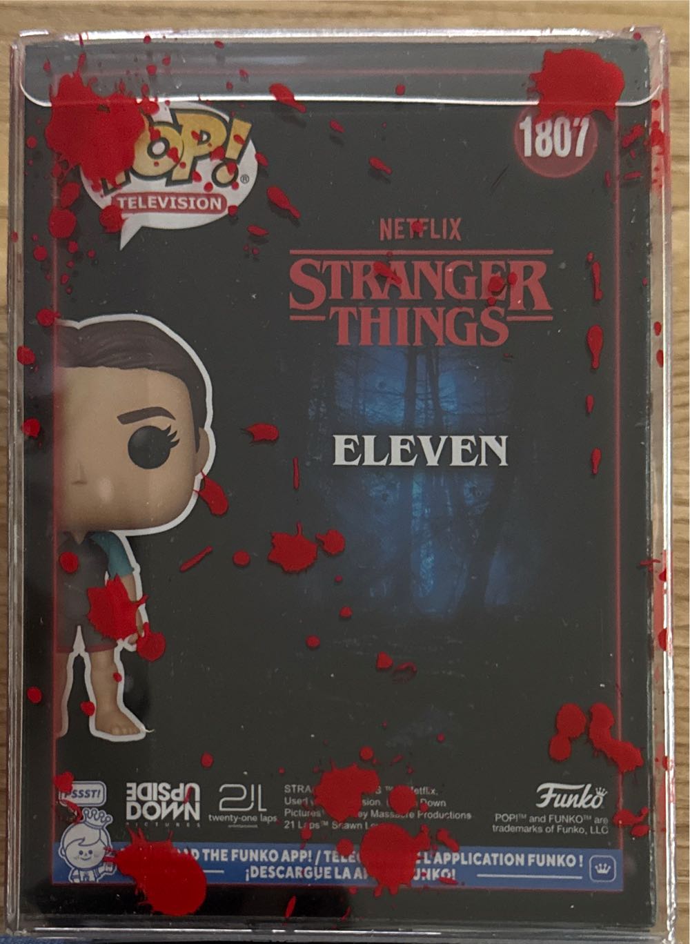 Eleven In Wetsuit  vinyl figure collectible [Barcode 889698902908] - Main Image 4