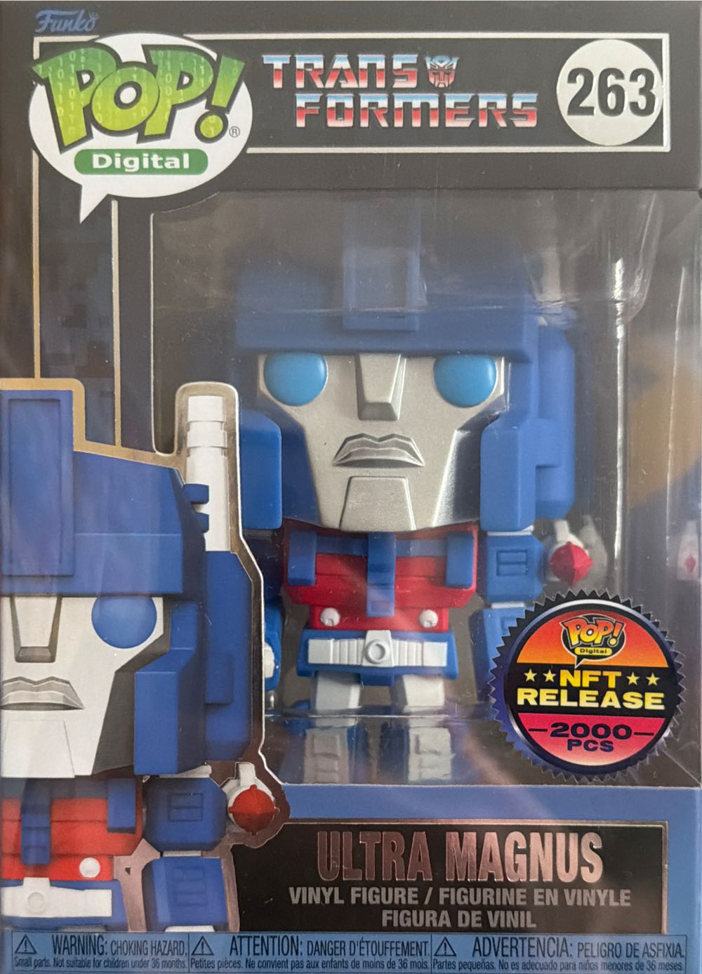 Transformers -263- Ultra Magnus  vinyl figure collectible [Barcode 889698853026] - Main Image 4