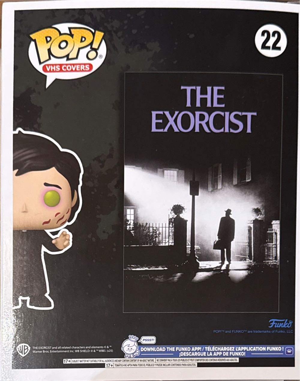 Father Karras - The Exorcist vinyl figure collectible [Barcode 889698904858] - Main Image 2