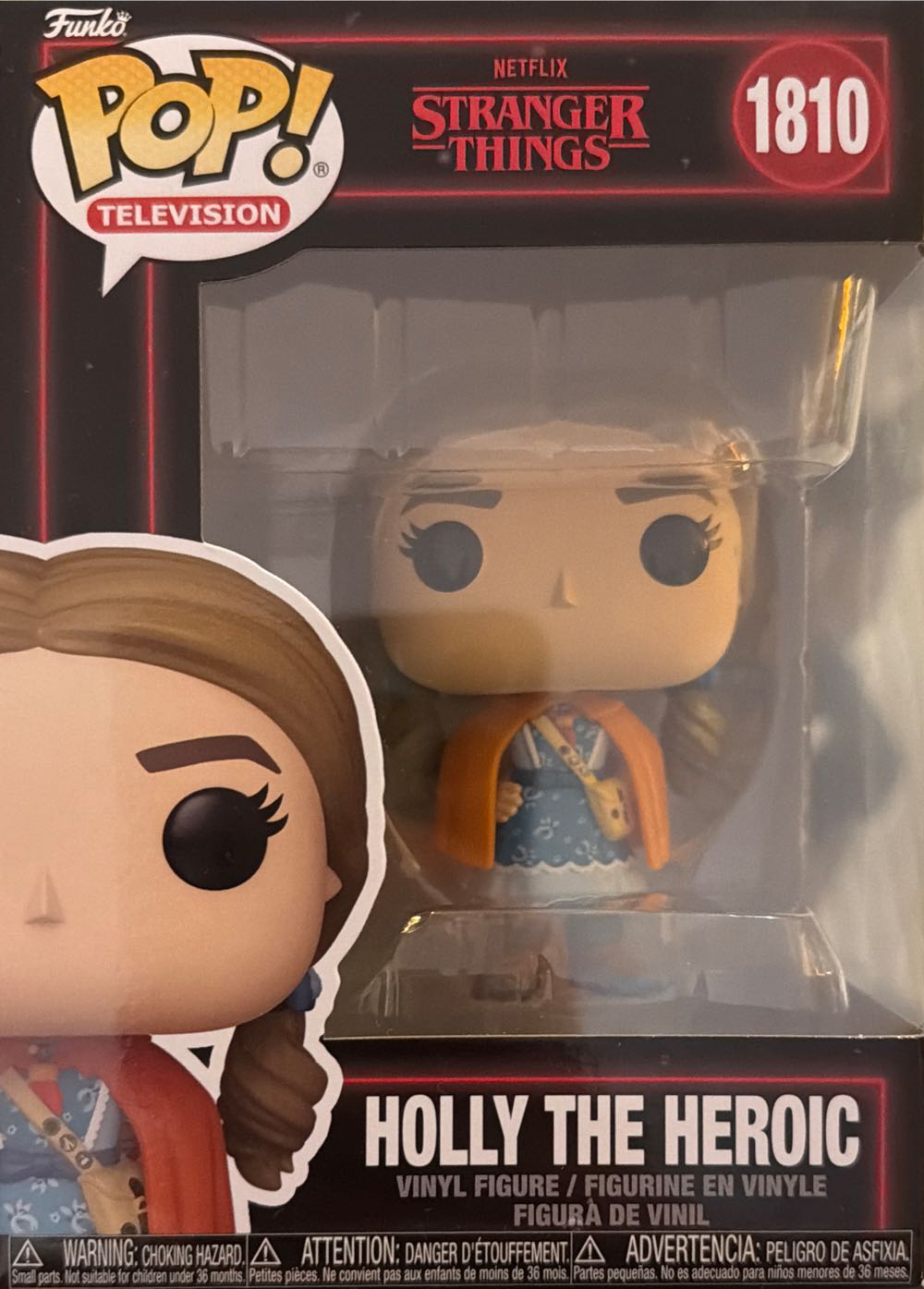 Holly The Heroic - Stranger Things vinyl figure collectible [Barcode 889698902939] - Main Image 4