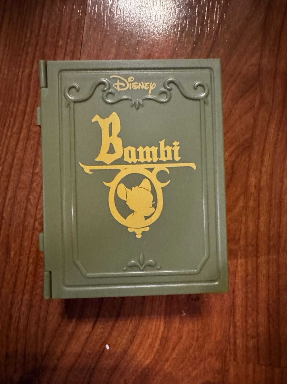 Disney Classic Fairy Tales Series, Bambi - Bambi vinyl figure collectible - Main Image 2