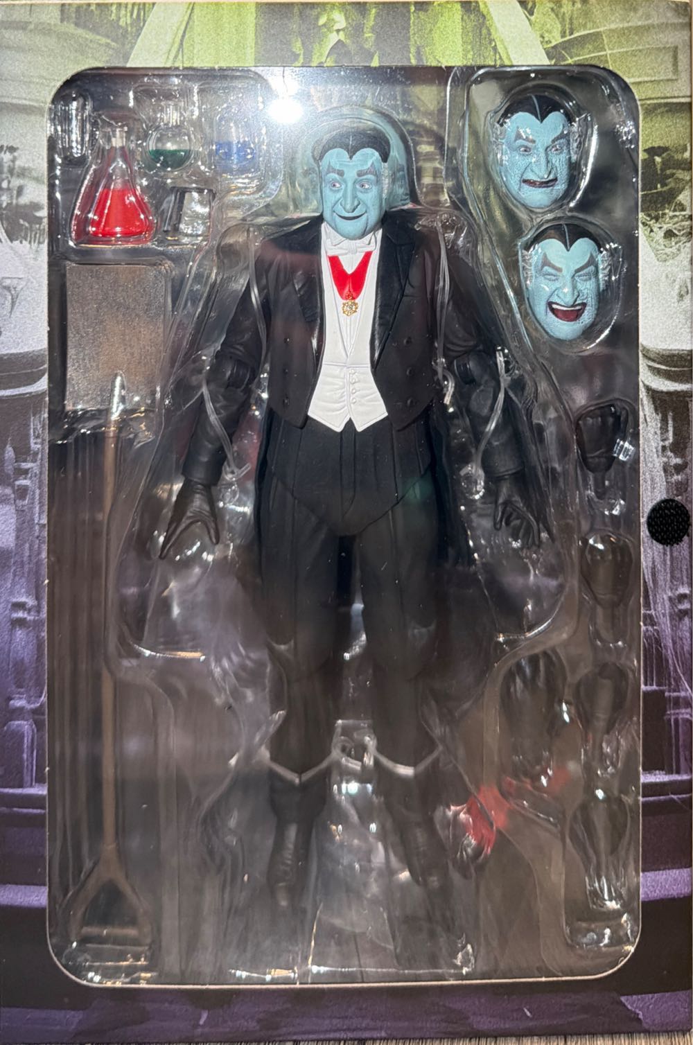 Grandpa Munster  vinyl figure collectible [Barcode 634482560891] - Main Image 2