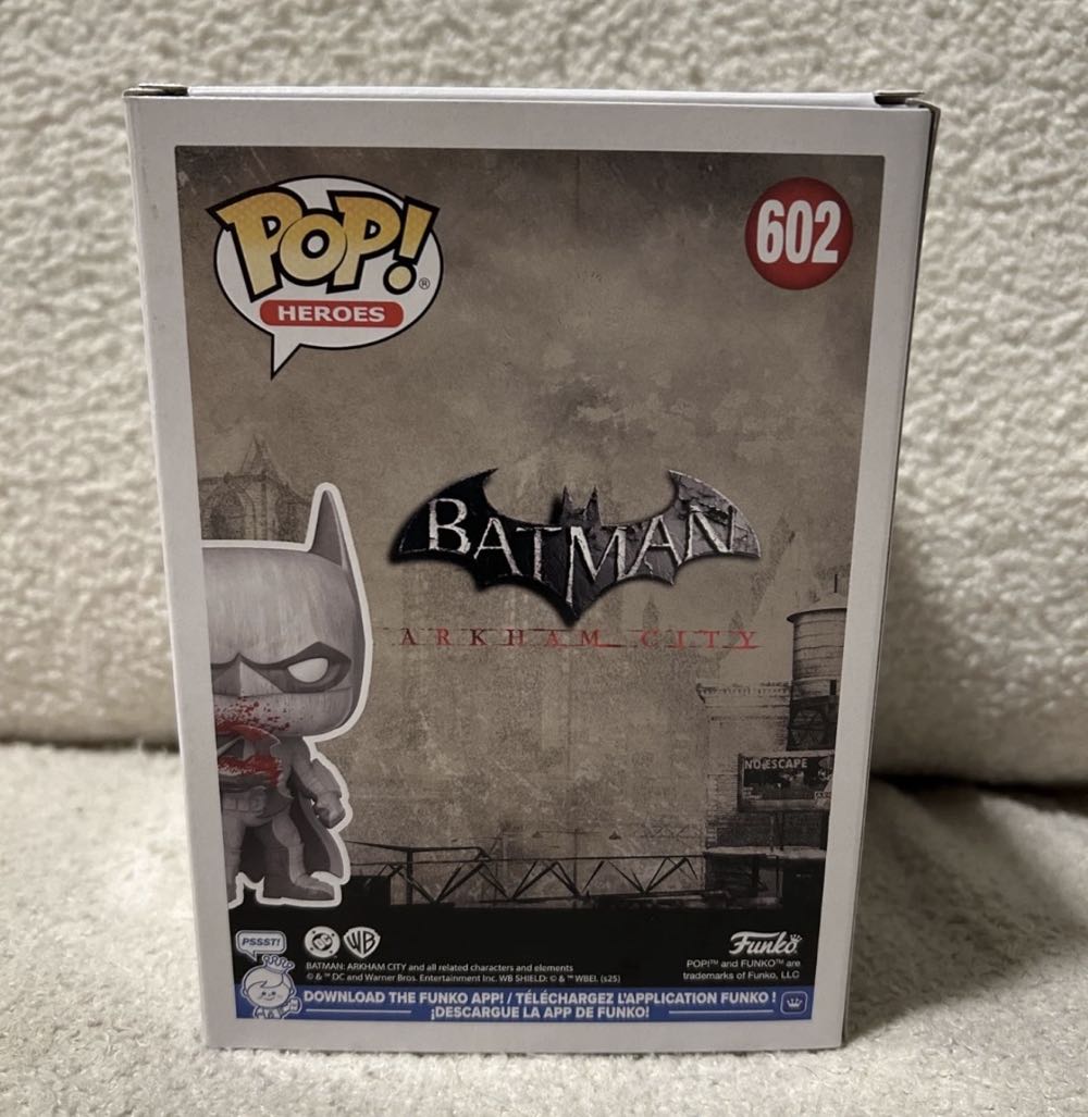 Batman - Batman: Arkham Asylum vinyl figure collectible - Main Image 3