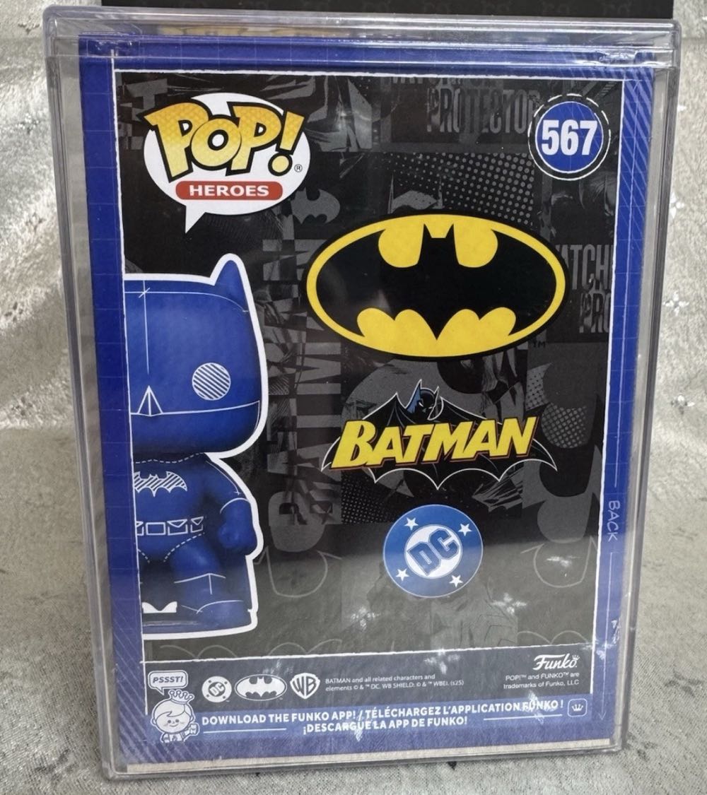 Batman (Blueprint) - Batman vinyl figure collectible - Main Image 2