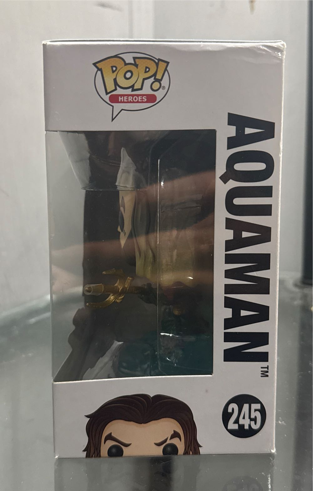 Aquaman  vinyl figure collectible [Barcode 400013319586] - Main Image 3