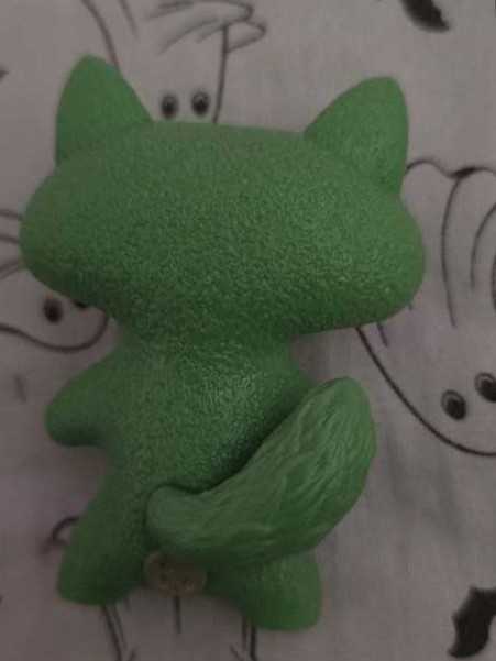 Fuggler Suspicious Fox Green  vinyl figure collectible - Main Image 2