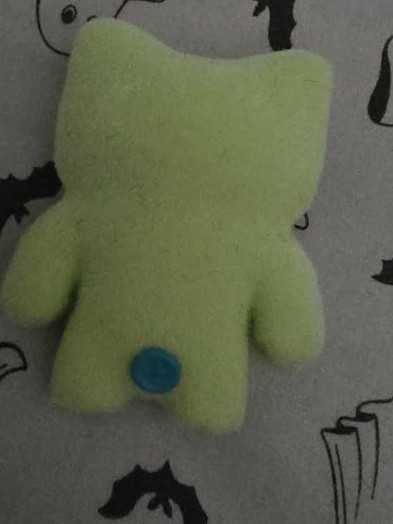 Fuggler Munch Munch Green  vinyl figure collectible - Main Image 2