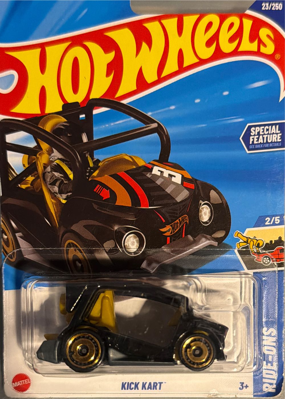 Creatures And Narratives Cat Vinyl Figure