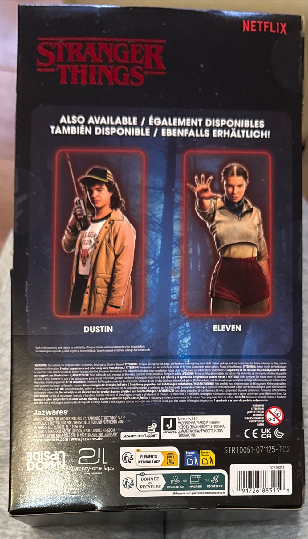 Demogorgon Stranger Things Demogorgon Upside Down Collector Figure 6-inch Highly Detailed Figure With Alternate Head And Environmental Display Base - Stranger Things vinyl figure collectible [Barcode 191726883159] - Main Image 3