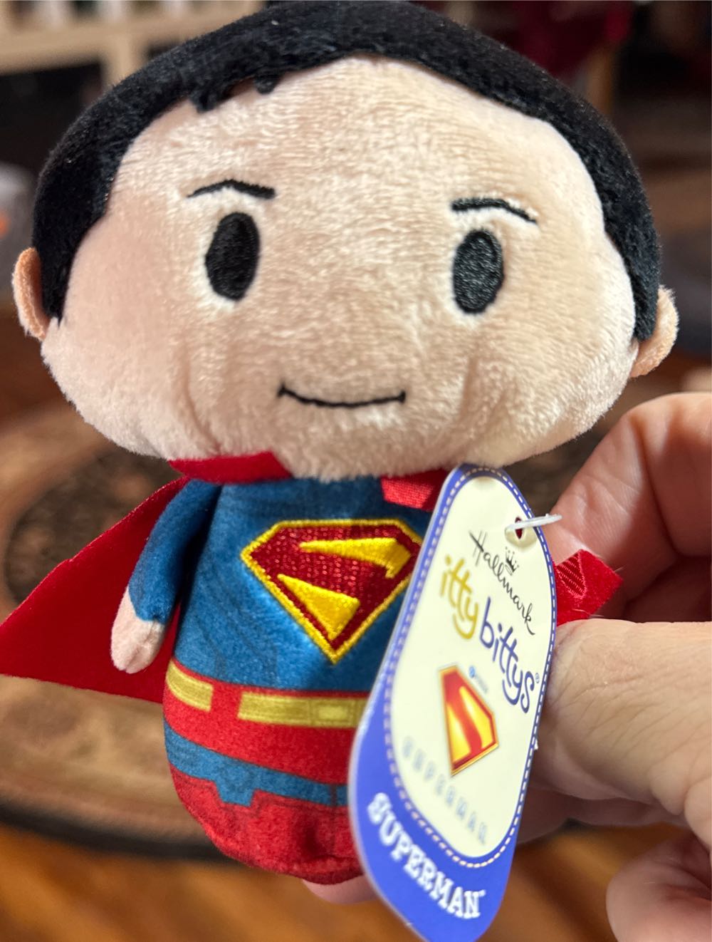 Hallmark Itty Bittys Superman Dc Comics Version New Plush Stuffed Toy  vinyl figure collectible [Barcode 661127105537] - Main Image 2