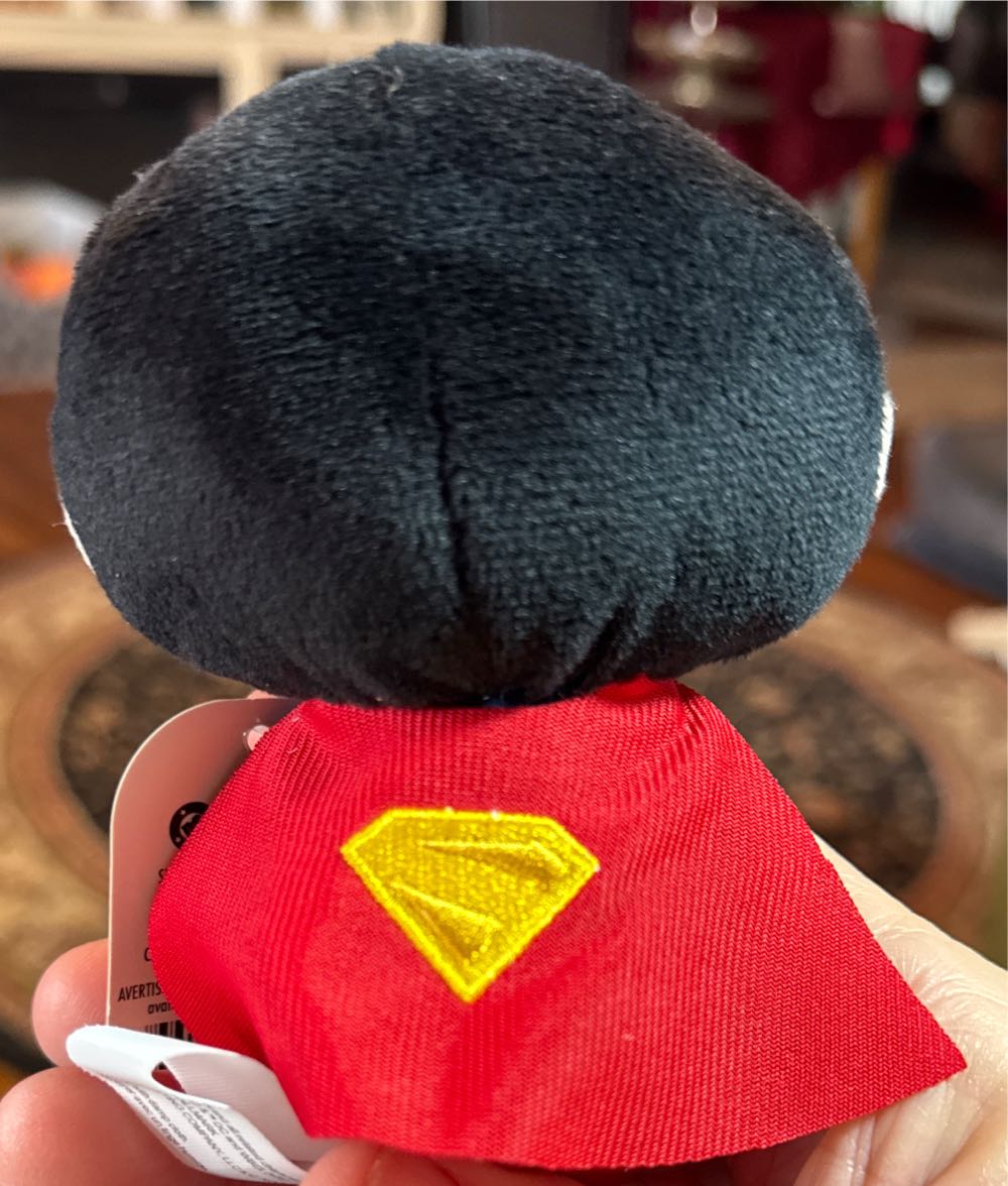 Hallmark Itty Bittys Superman Dc Comics Version New Plush Stuffed Toy  vinyl figure collectible [Barcode 661127105537] - Main Image 3
