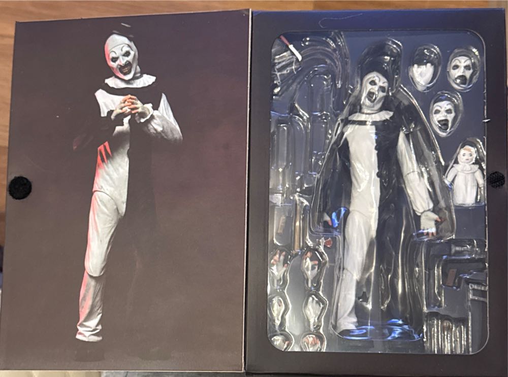 Terrifier Art The Clown  vinyl figure collectible [Barcode 790782452516] - Main Image 3