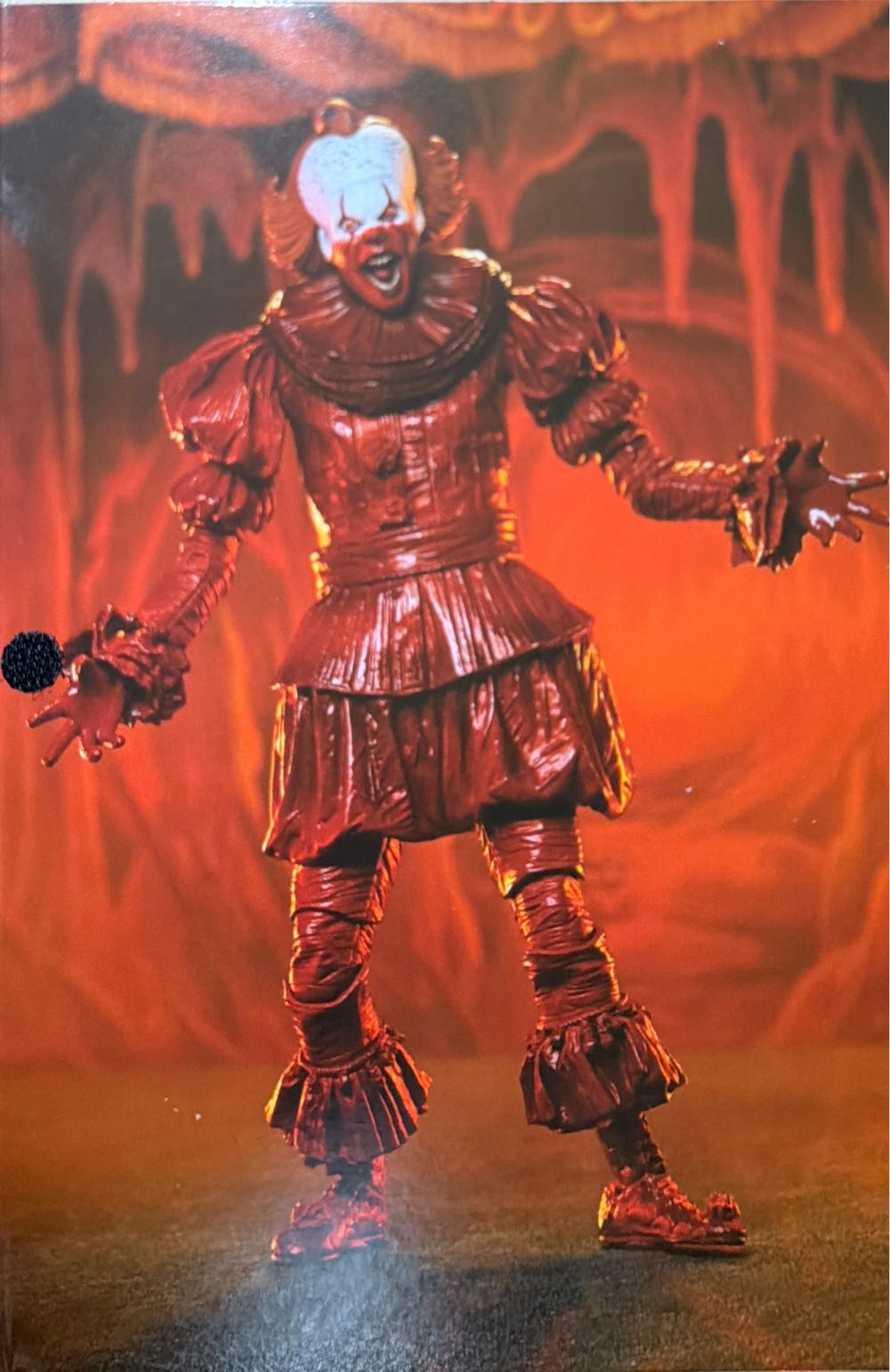 Neca Welcome To Derry: Ultimate Blood Pennywise  vinyl figure collectible [Barcode 634482454299] - Main Image 3