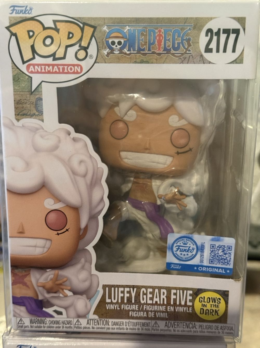 Luffy Gear Five (Glow) - One Piece vinyl figure collectible [Barcode 889698917513] - Main Image 2