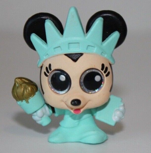 Funko Pop! Five Nights At Freddy’s Fredbear Exclusive Vinyl Figure