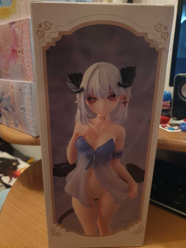 Animester Shiny Series Little Demon Lilith  vinyl figure collectible - Main Image 3