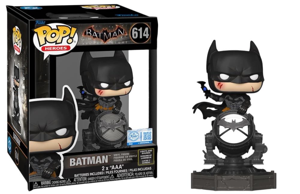 Batman with Bat Light - Batman: Arkham Knight vinyl figure collectible [Barcode 889698903783] - Main Image 3
