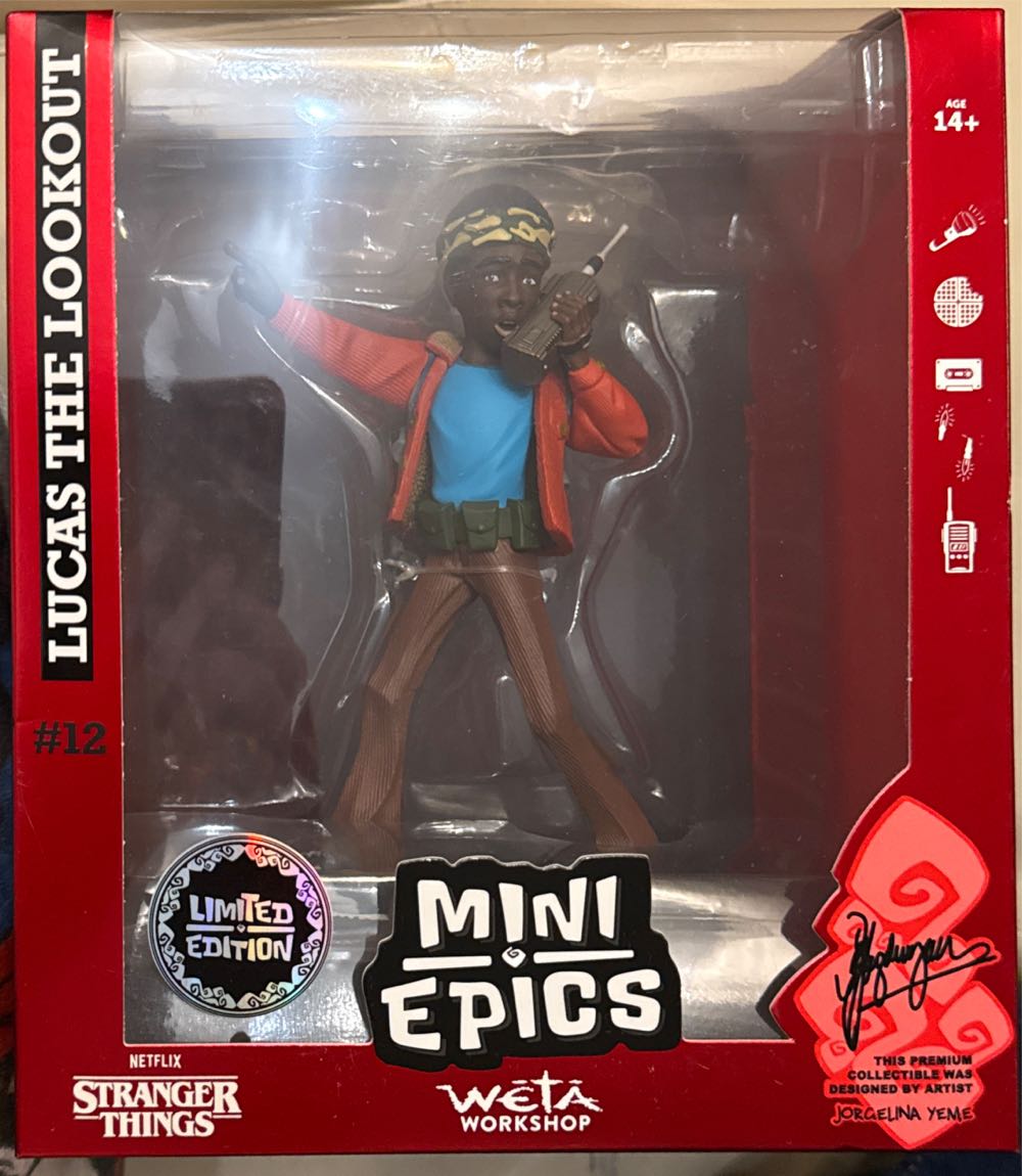 Lucas The Lookout Weta Workshop Mini Epics Stranger Things Season 1 Lucas The Lookout Limited Edition - Stranger Things vinyl figure collectible [Barcode 9420024703496] - Main Image 2