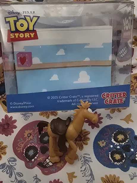 Toy Story Disney Bullseye  vinyl figure collectible - Main Image 2