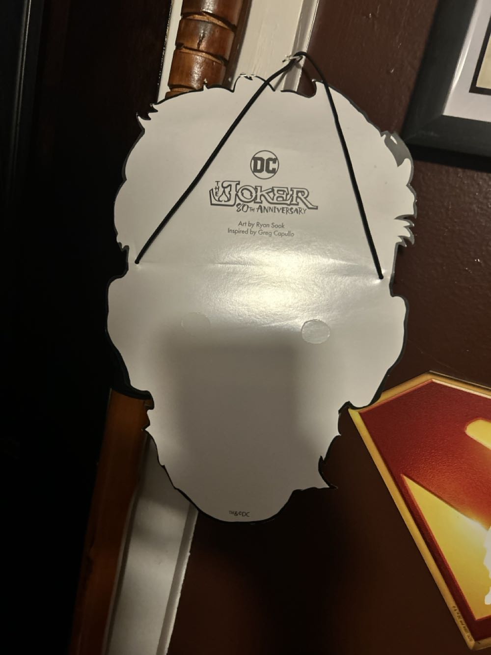 The Joker 80th Anniversary Paper Mask (Ryan Sook, inspired by Greg Capullo) - DC Comics vinyl figure collectible [Barcode 76194136921100111] - Main Image 2