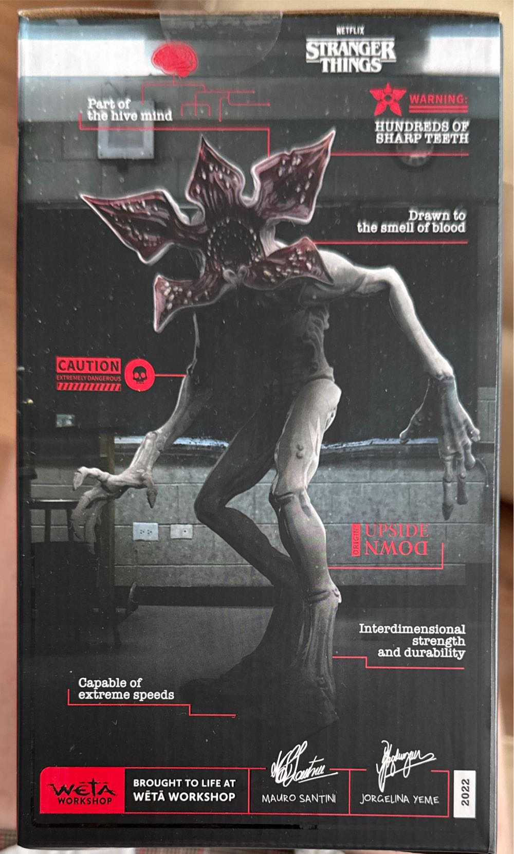 Weta Workshop Mini Epics The Demogorgon Stranger Things #2 The Demogorgon - Stranger Things vinyl figure collectible [Barcode 9420024738207] - Main Image 3