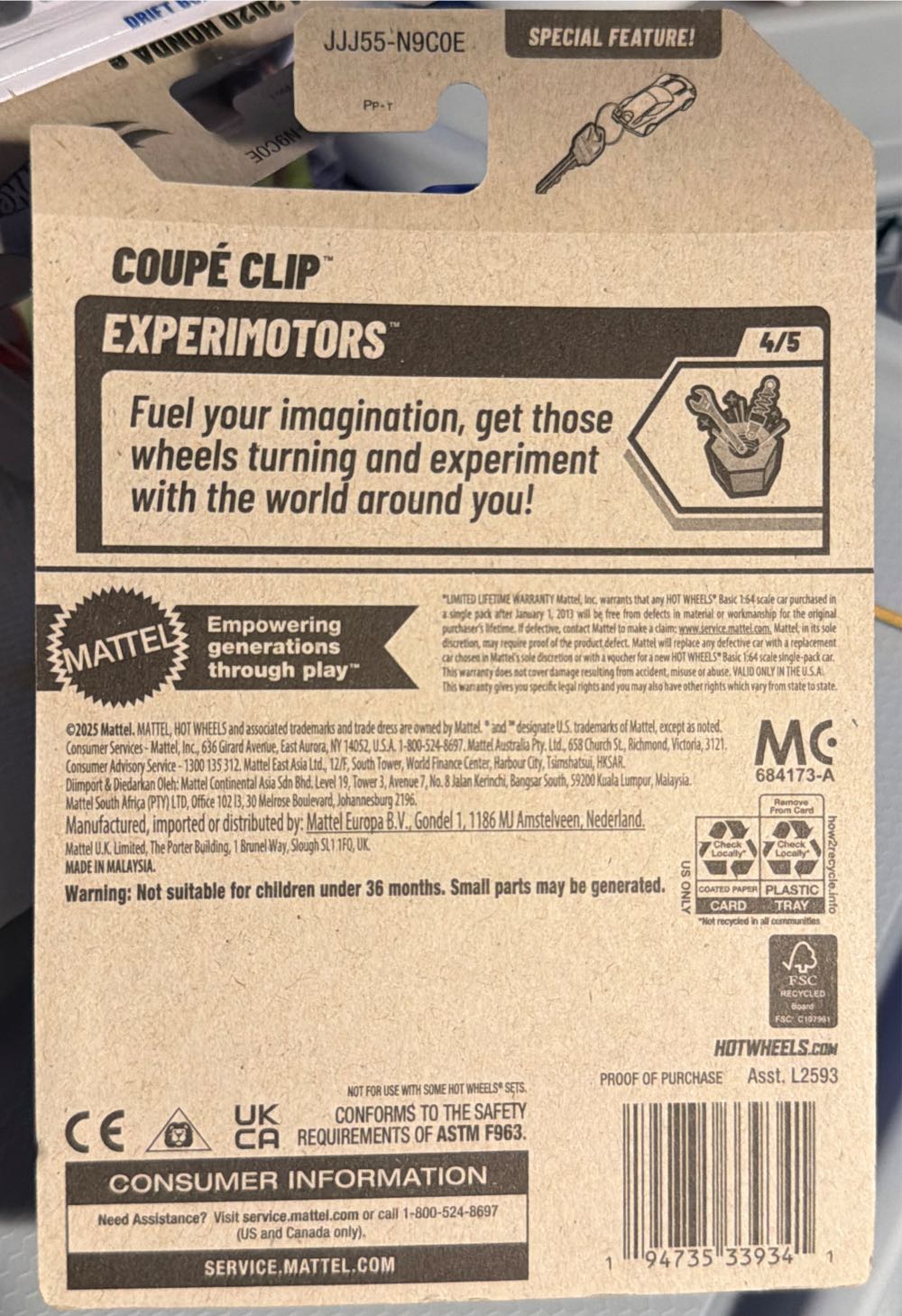 Hot Wheels Coupe Clip  vinyl figure collectible [Barcode 194735339341] - Main Image 2