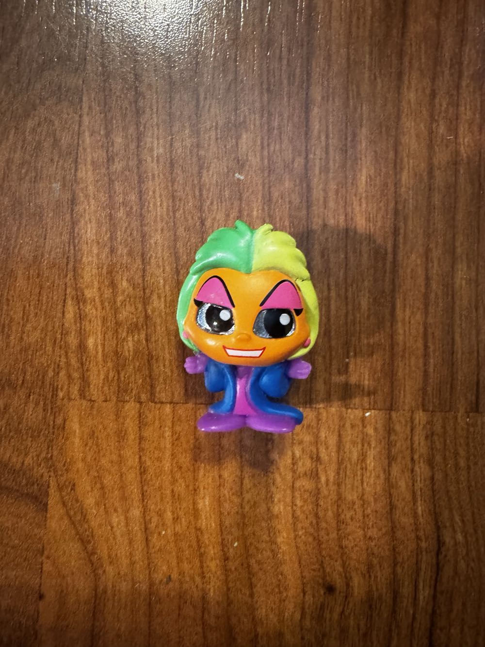 Foxy (Blue Blacklight)