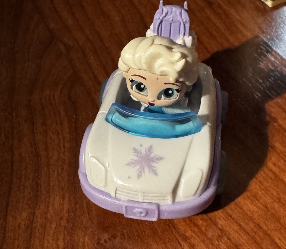 Funko Pop! Five Nights At Freddy’s Fredbear Exclusive Vinyl Figure