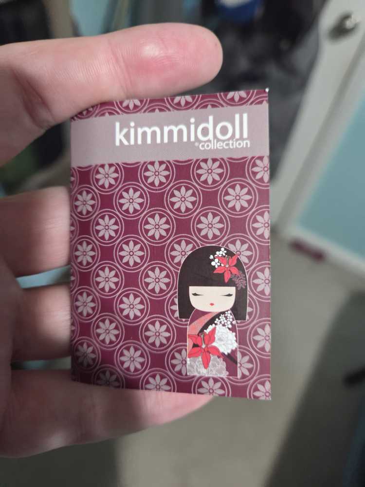 Nobuko  vinyl figure collectible - Main Image 2