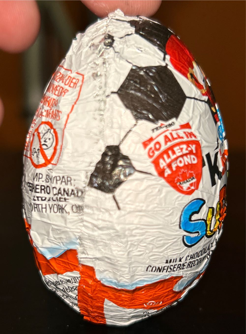 Ferrero Go All In Canada Egg  vinyl figure collectible - Main Image 4