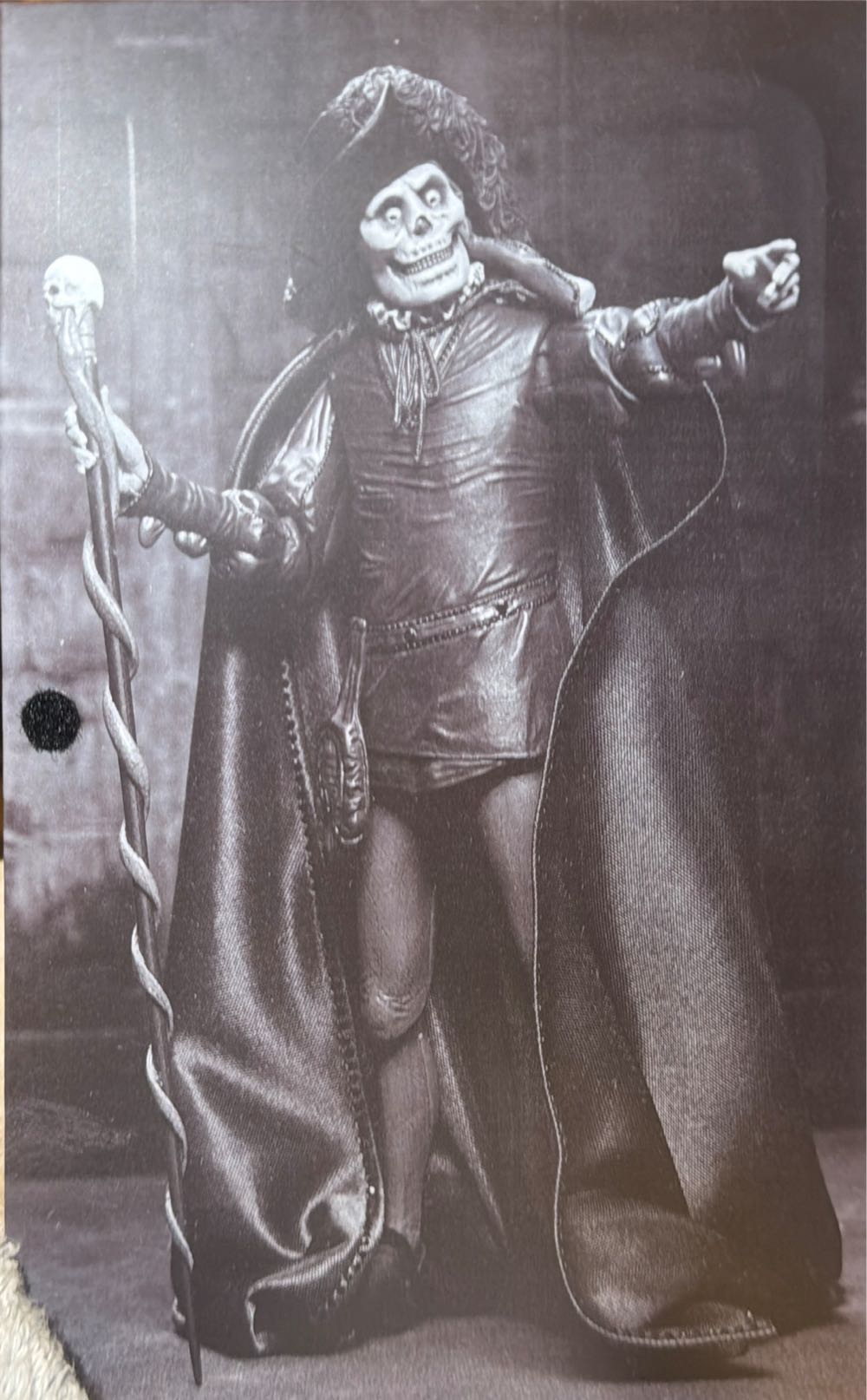 Phantom of the Opera  vinyl figure collectible [Barcode 634482048962] - Main Image 3