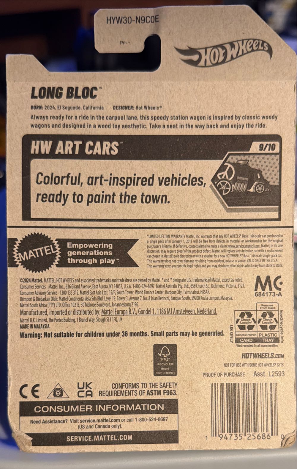 Hot Wheels Long Bloc  vinyl figure collectible [Barcode 194735256860] - Main Image 2