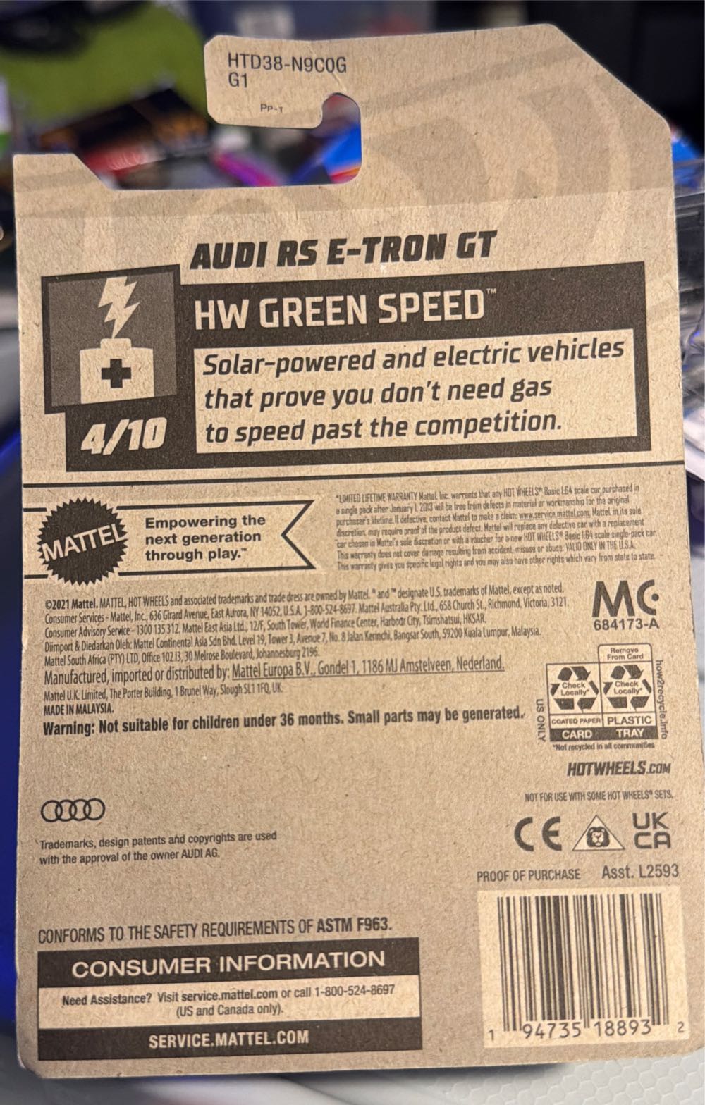 Hot Wheels Audi AS E-Tron GT  vinyl figure collectible [Barcode 194735188932] - Main Image 2