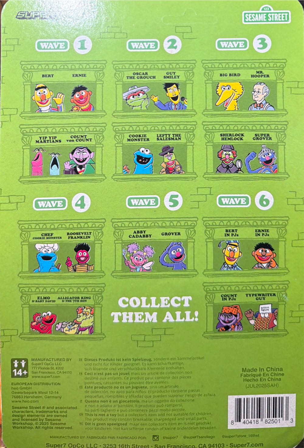 Typewriter Guy  vinyl figure collectible [Barcode 840418825013] - Main Image 2