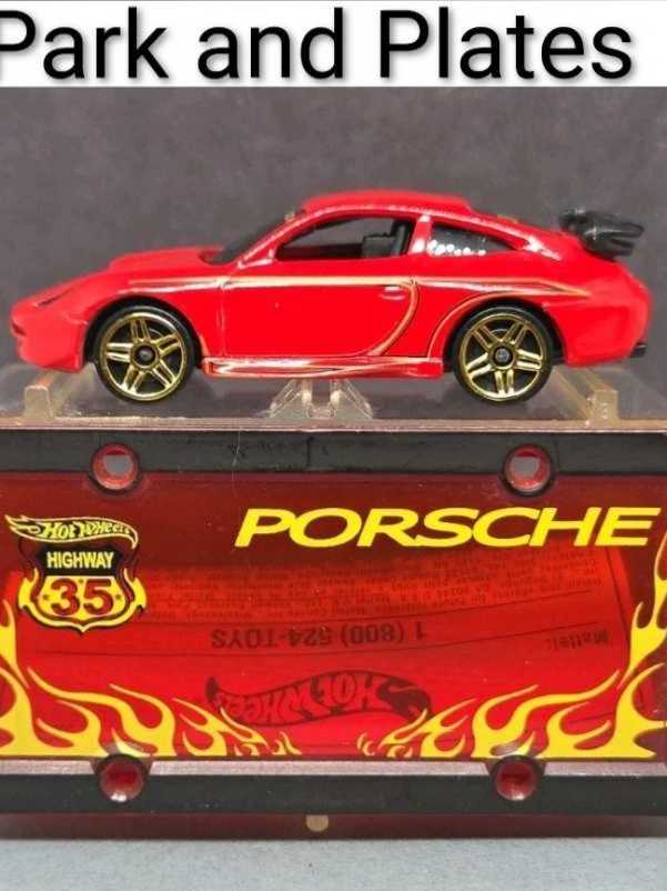 Sally Disney Doorables Blacklight