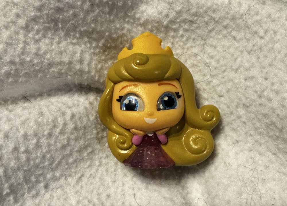 Cruella De Vil Disney Doorables Blacklight