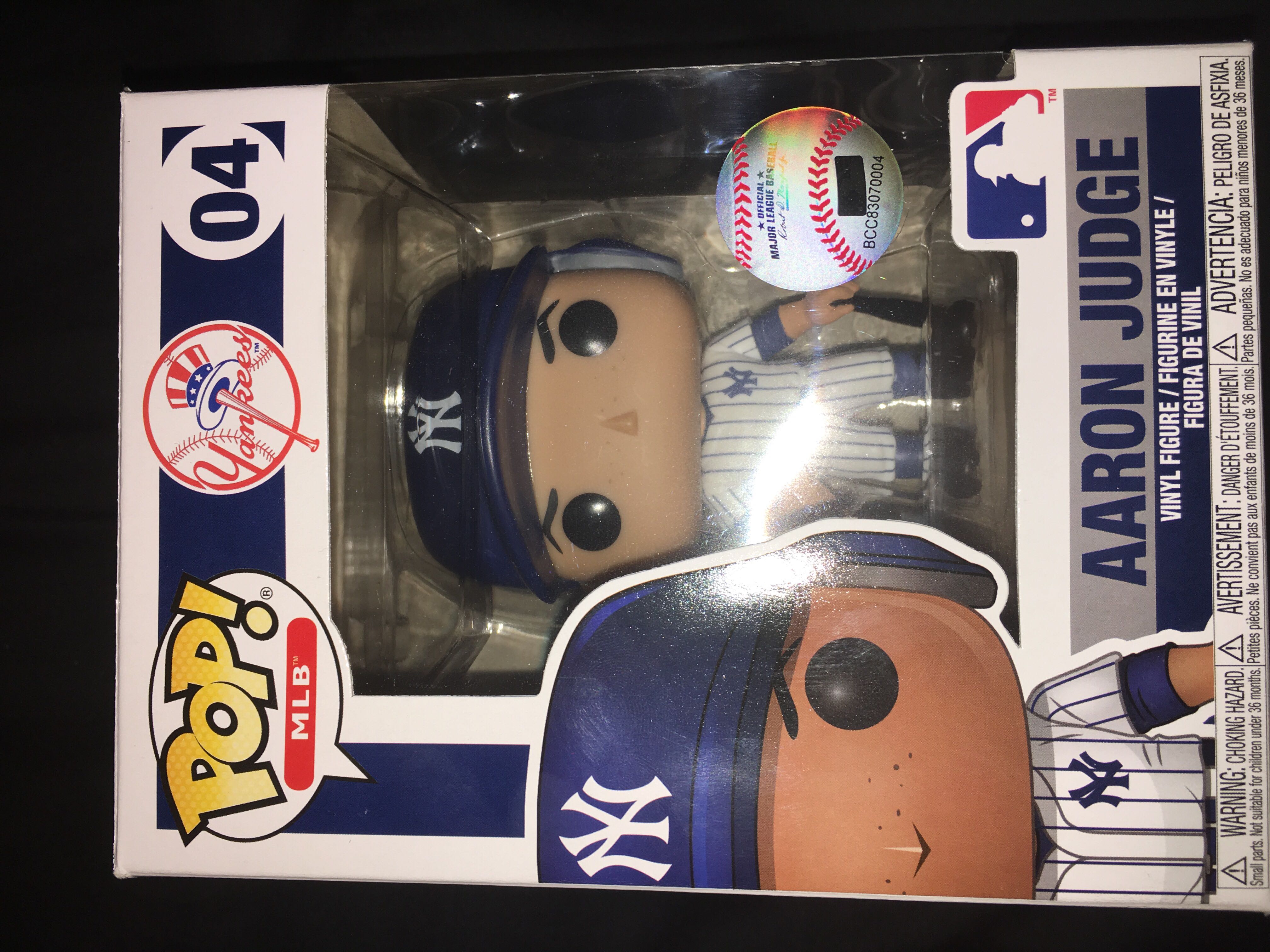 Aaron Judge - MLB vinyl figure collectible [Barcode 889698302180] - Main Image 2